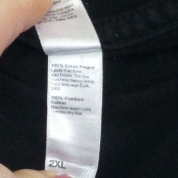 Rare Red Bull Racing Team Skull Black Graphic T-Shirt 2XL Short Sleeve - Picture 4 of 7